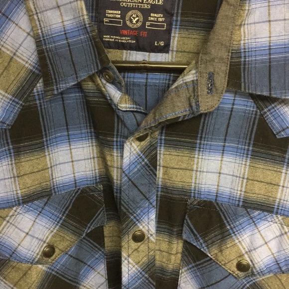 Vintage fit button down - Picture 2 of 2